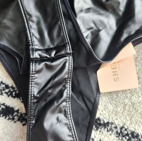 SHEIN Glossy Black Top - Picture 6 of 8